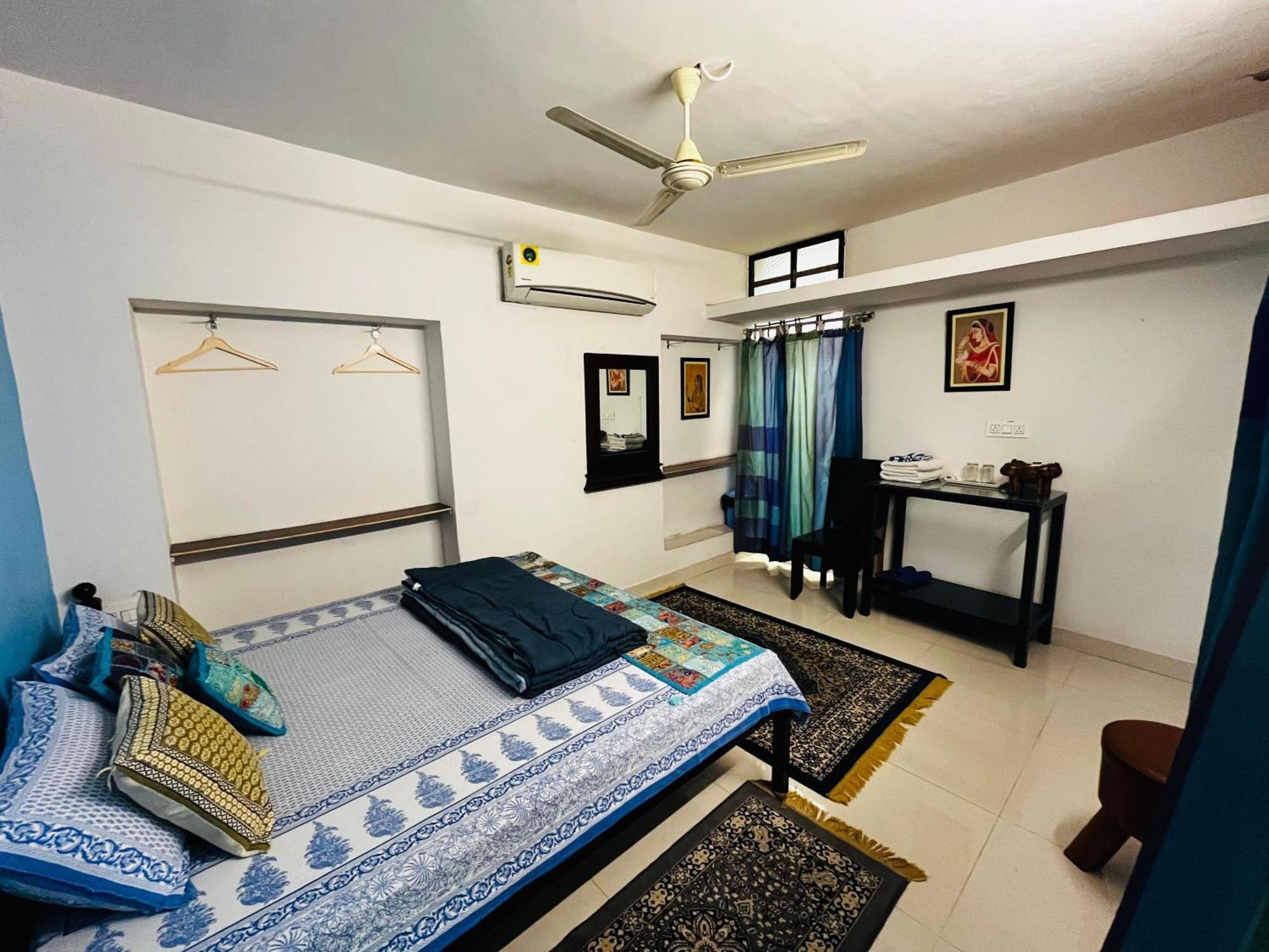 Aura B&B - The Haveli Homestay Джодпур Екстериор снимка