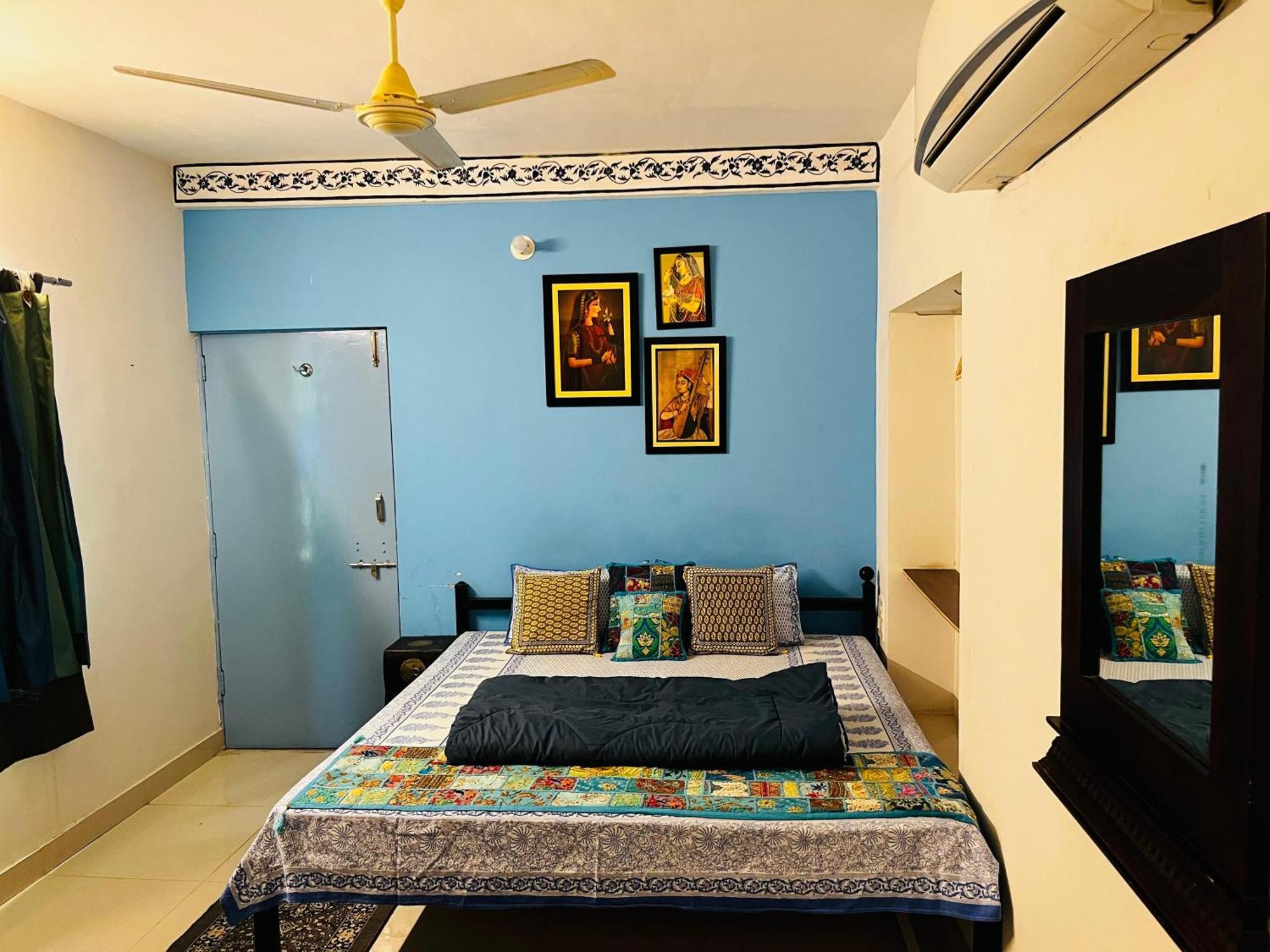 Aura B&B - The Haveli Homestay Джодпур Екстериор снимка